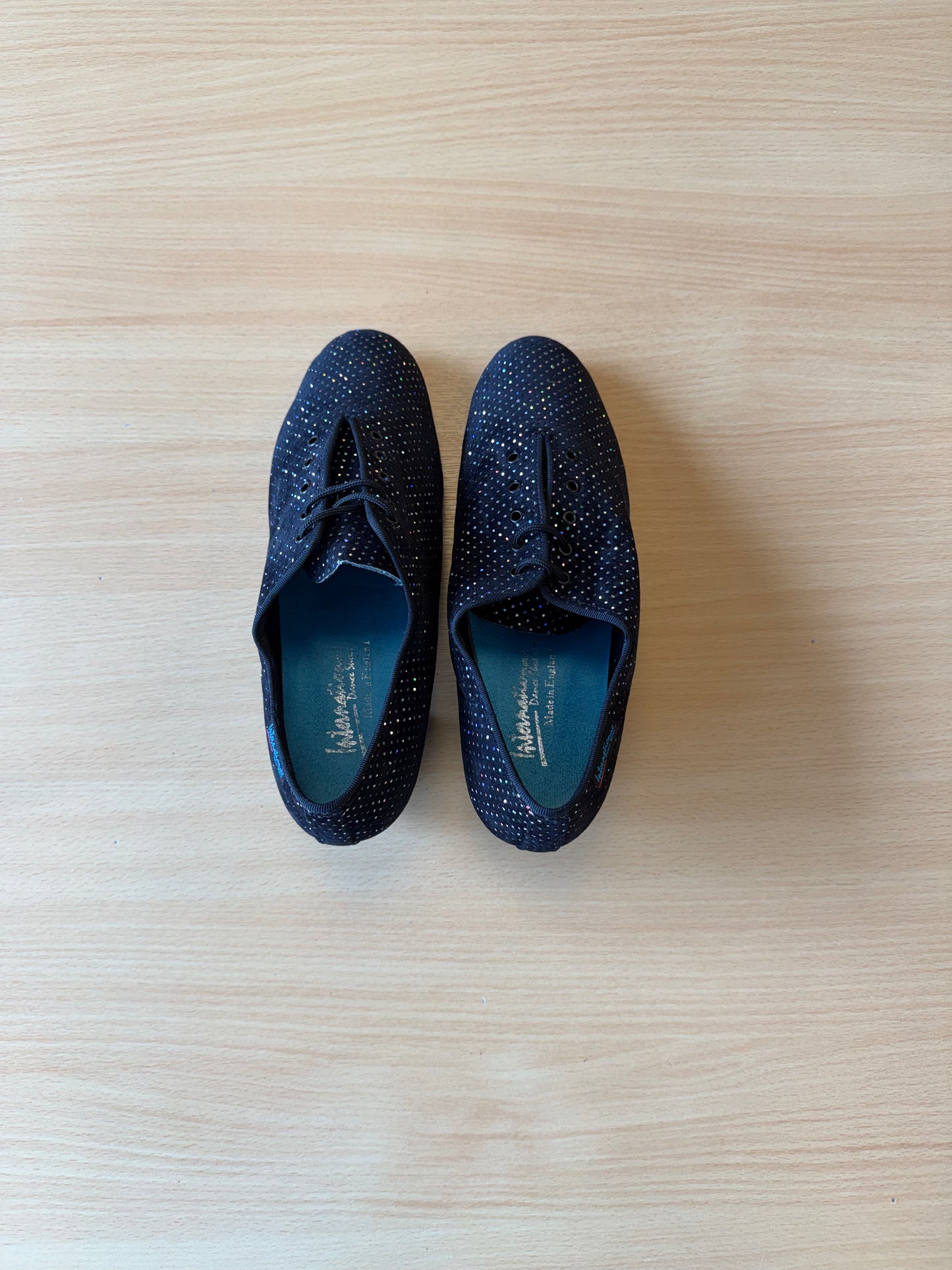 Heather Full-Sole - Black Silver Hologram - Size 7 - Wide