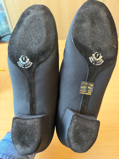 Heather Split-Sole - Black Lycra - Size 7 - Regular