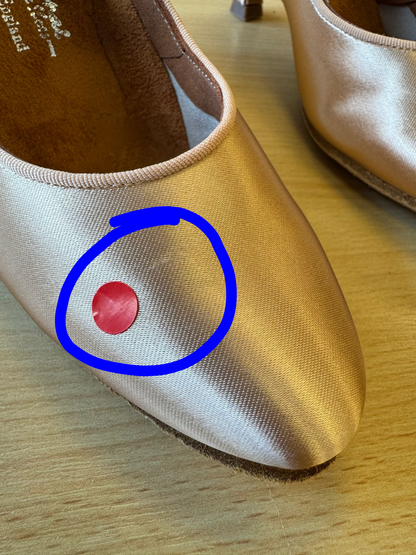 ICS Classic - Peach Satin - Size 4.5 - Narrow