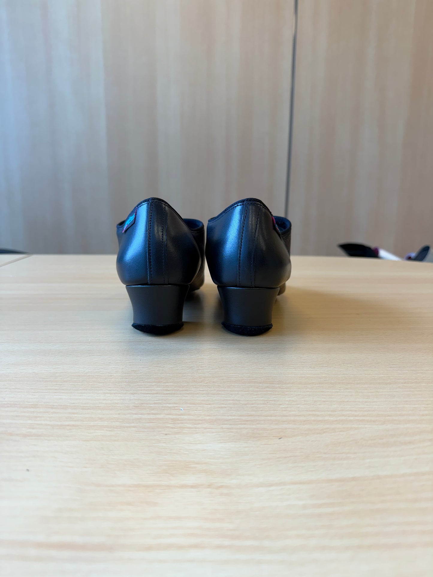 Heather Split-Sole - Black Calf - Size 6 - Regular