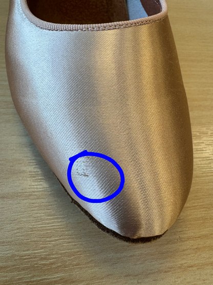 ICS RoundToe SingleStrap - Peach Satin - Size 7.5 - Regular