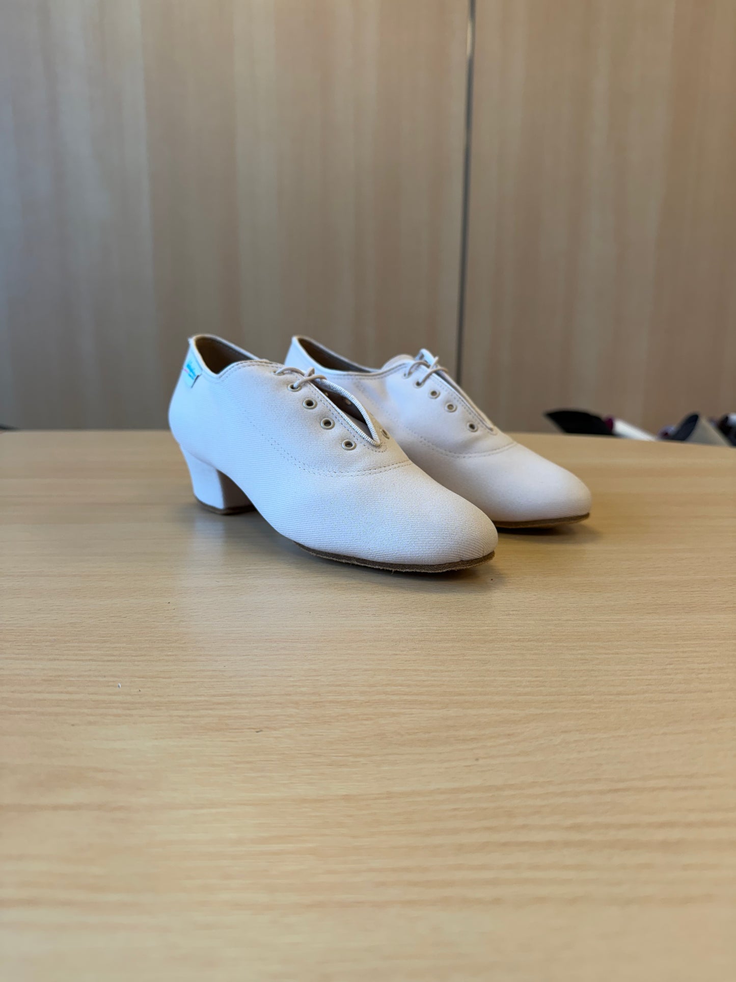 Heather Split-Sole - Beige Lycra - Size 6.5 - Regular