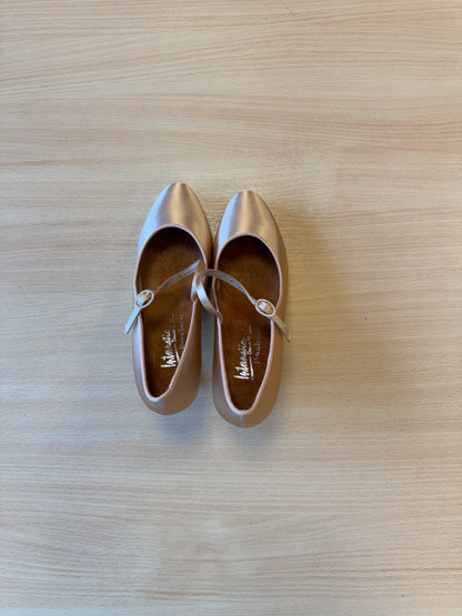 ICS Classic - Peach Satin - Size 5 - Regular