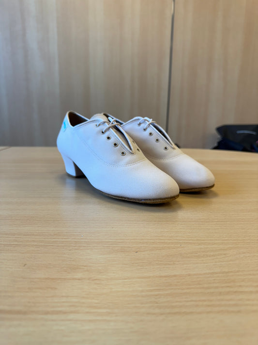 Heather Split-Sole - Beige Lycra - Size 7.5 - Regular