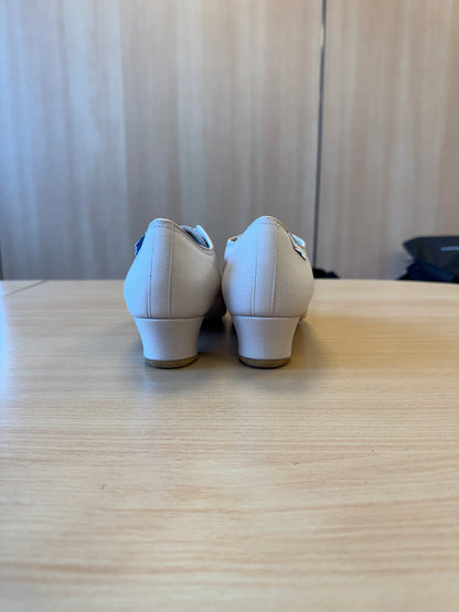 Heather Split-Sole - Beige Lycra - Size 7.5 - Regular