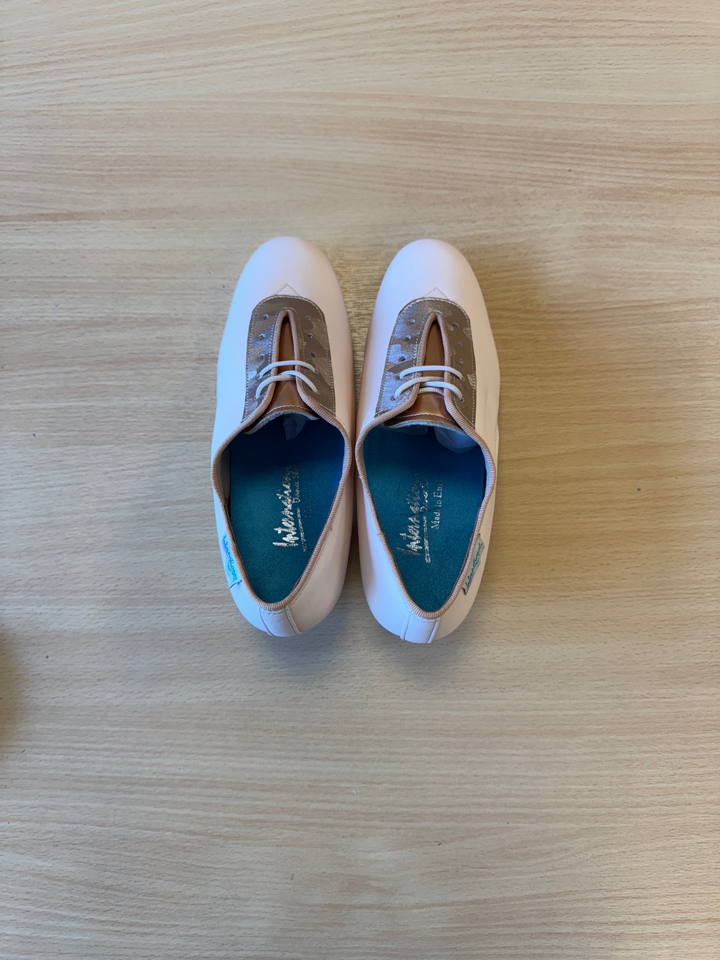 Artiste Split-Sole - Himalayan Rose - Size 4 - Regular