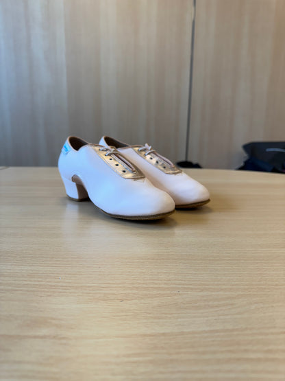 Artiste Split-Sole - Himalayan Rose - Size 3.5 - X Wide