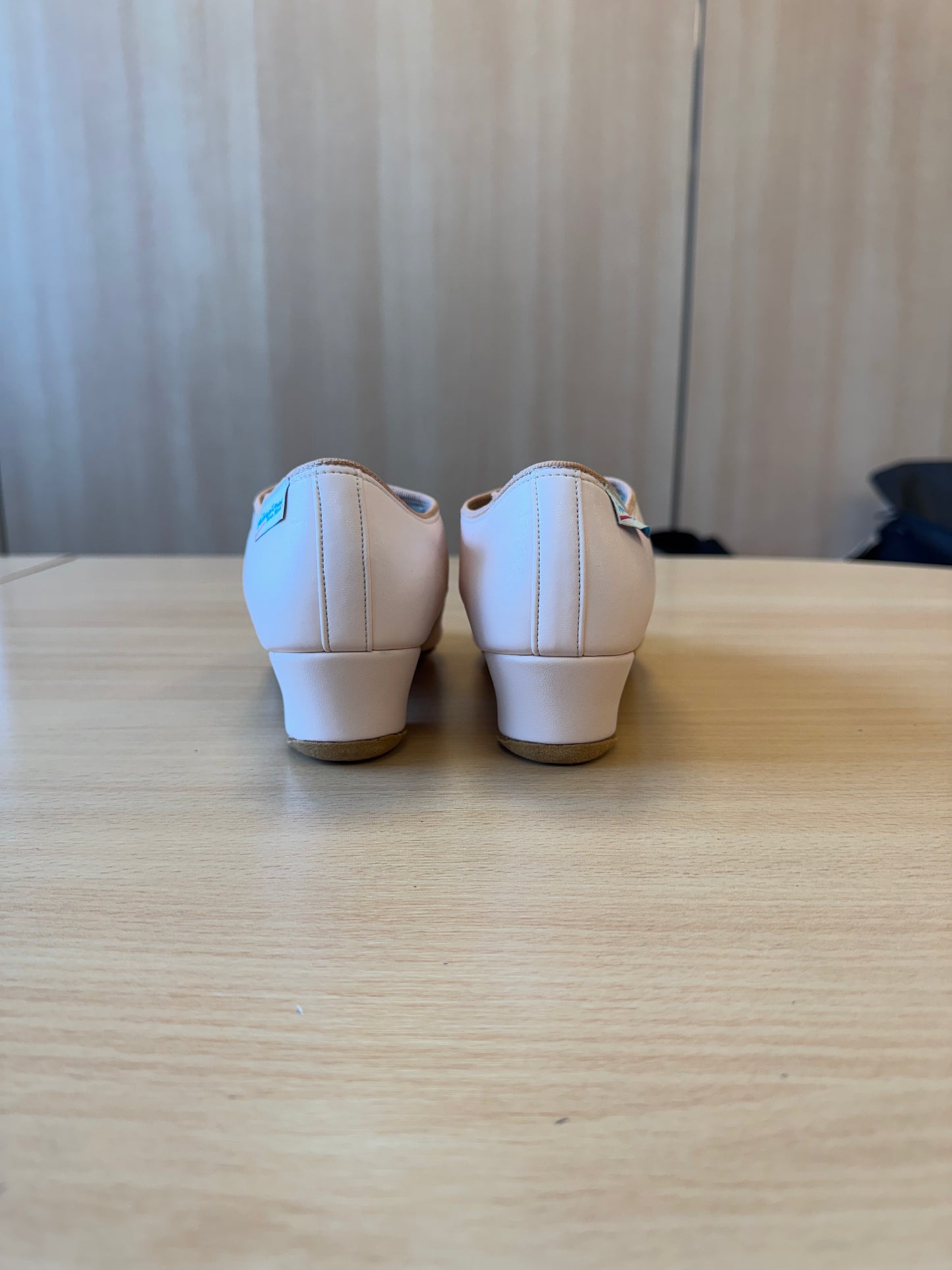 Artiste Split-Sole - Himalayan Rose - Size 3.5 - X Wide