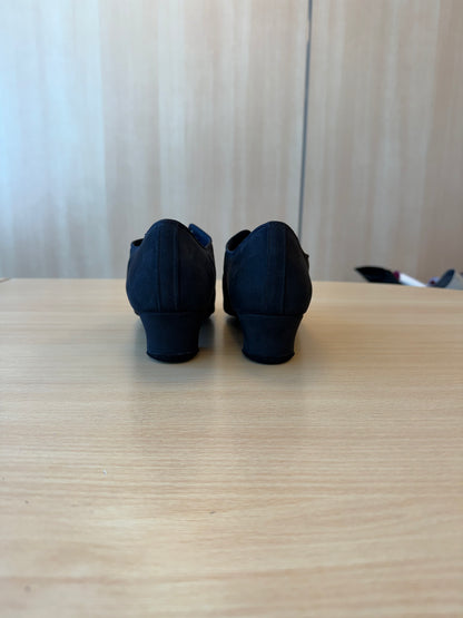 Rumba - Black Nubuck - Size 7 - Regular