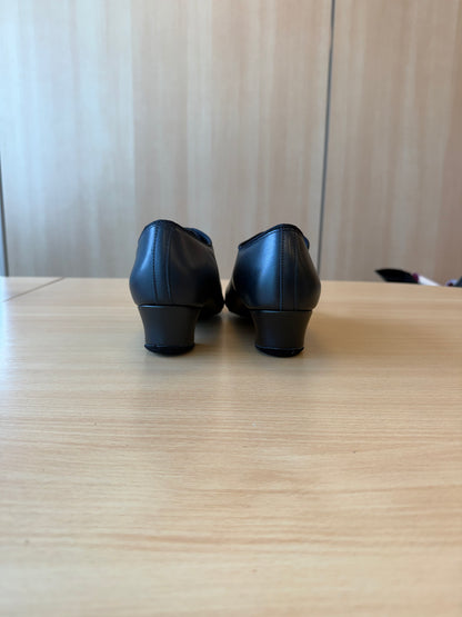 Rumba - Black Calf - Size 7 - Regular