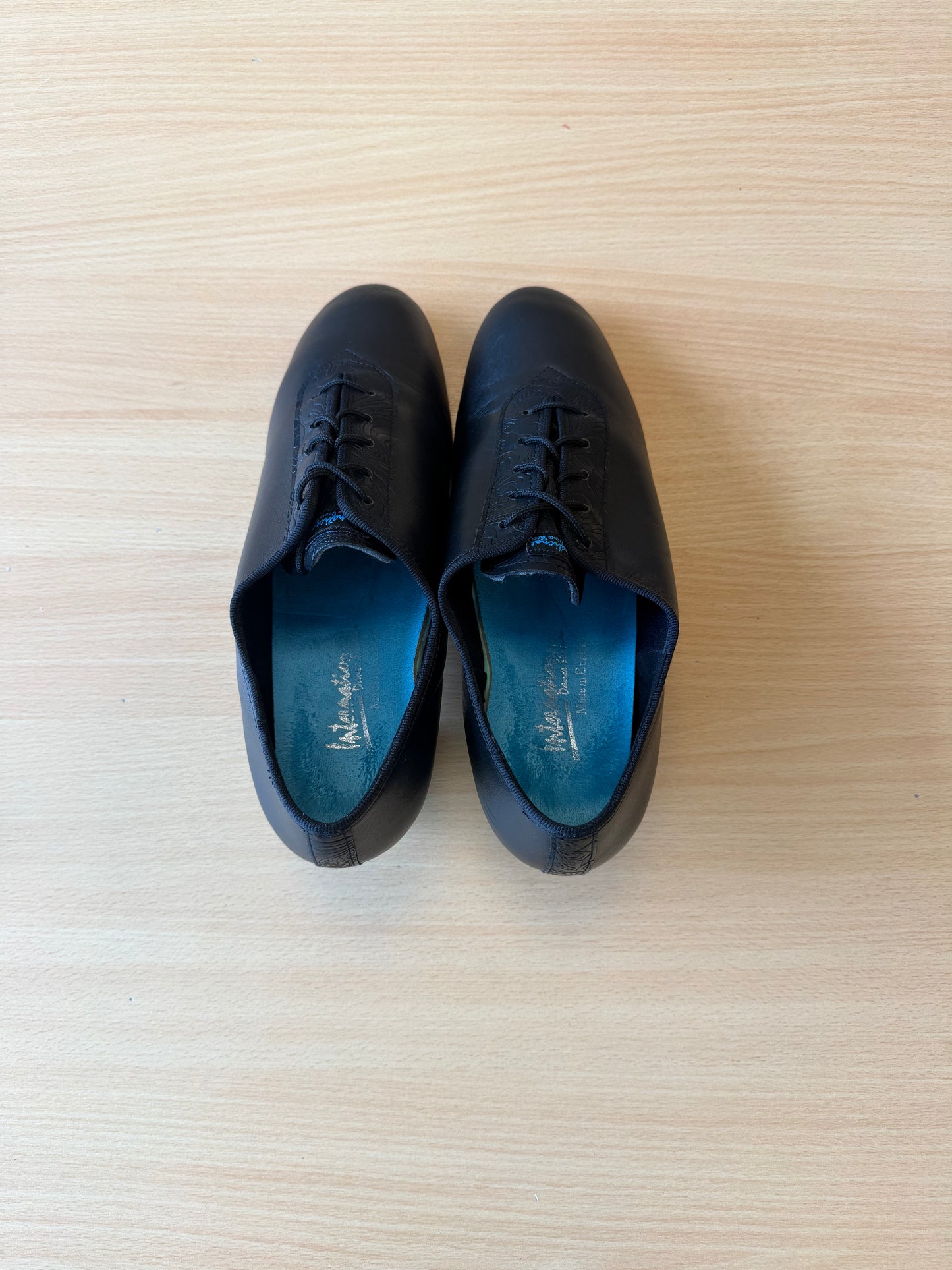 F33 - Black Calf/Black Fiori - Size 8.5 - Regular