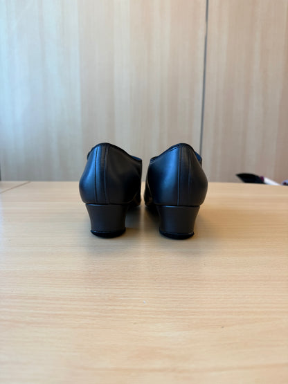 Rumba - Black Calf - Size 8.5 - X Wide