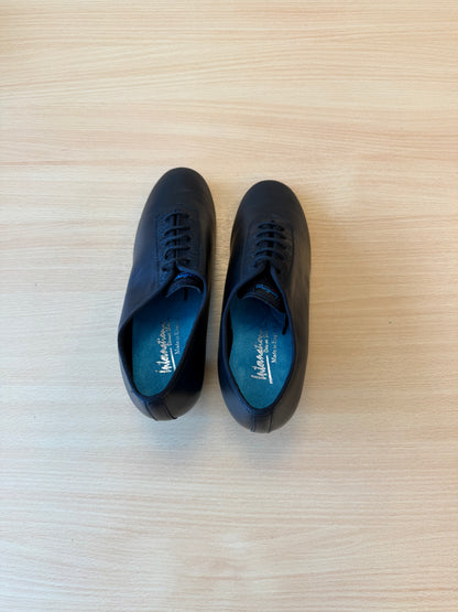 F33 - Black Calf/Black Fiori - Size 8 - Regular