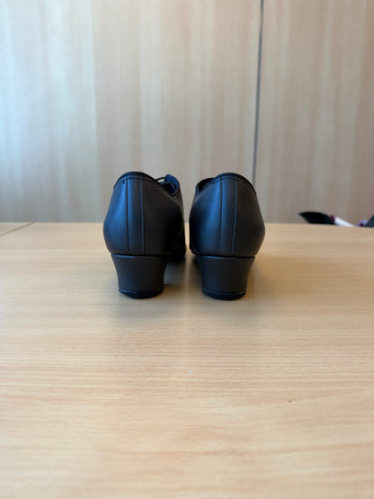 Rumba - Black NotCalf - Size 8 - Regular (Vegan Soles)