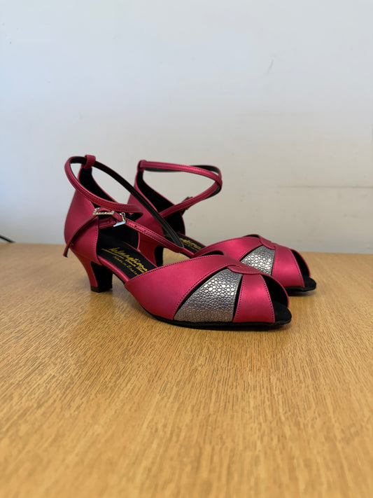 Barbara - PinkSeta - Size 6 - XX Wide( Hook Buckles)