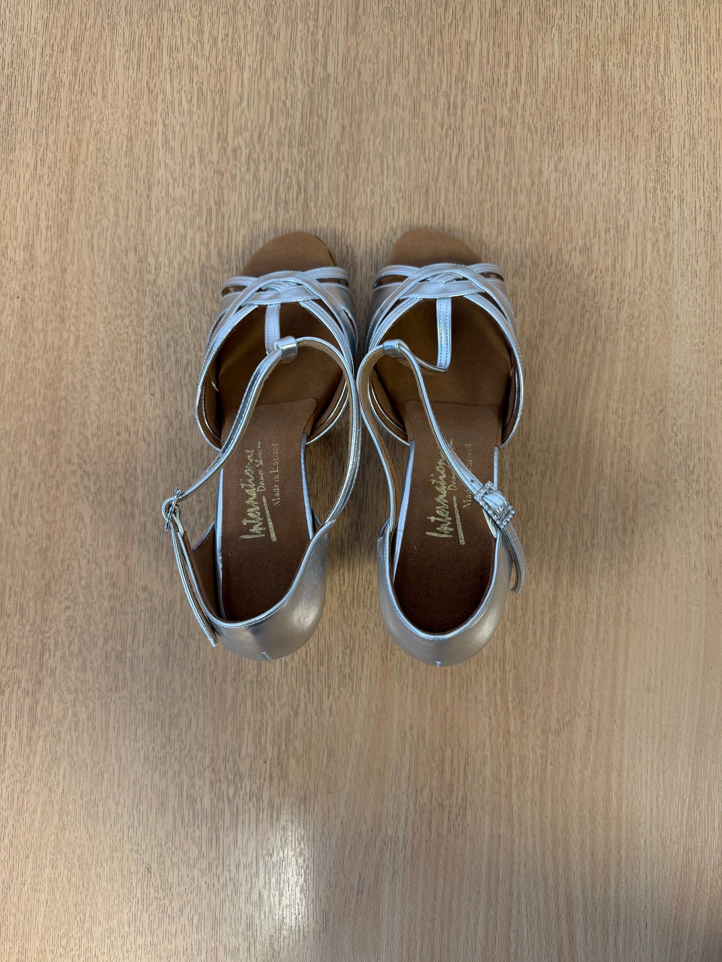 Mia T-Bar - Silver NotCalf - Size 8 - Wide