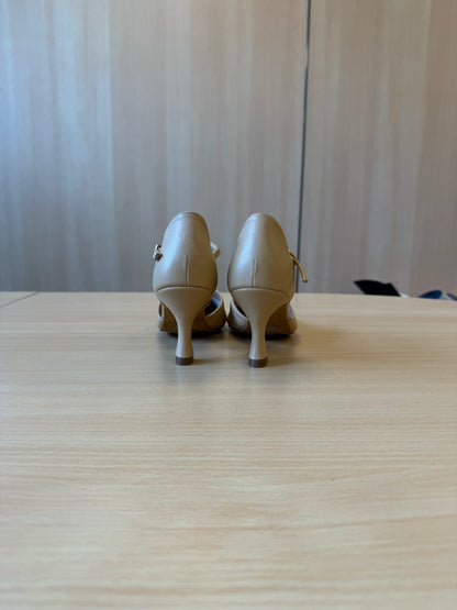 Karen - Beige NotCalf - Size 6 - Regular