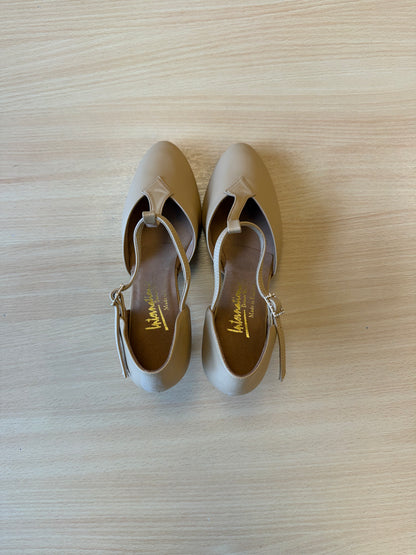 Karen - Beige NotCalf - Size 6 - Regular
