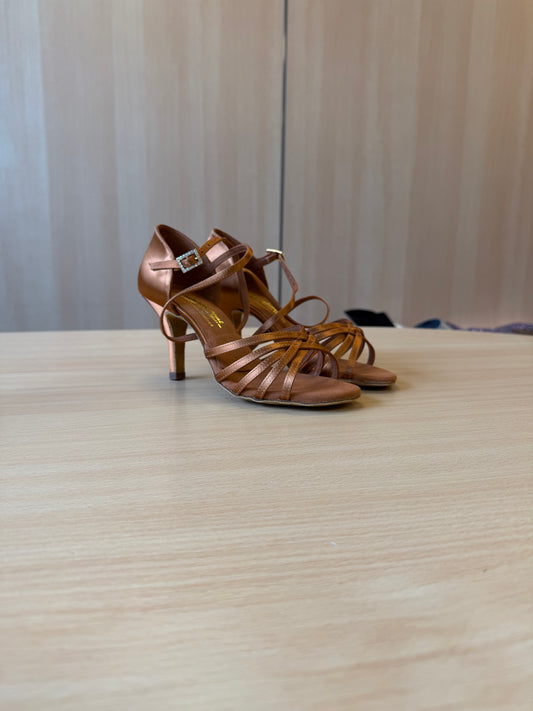 Flavia - Tan Satin - Size 6 - Regular (XG Soles)