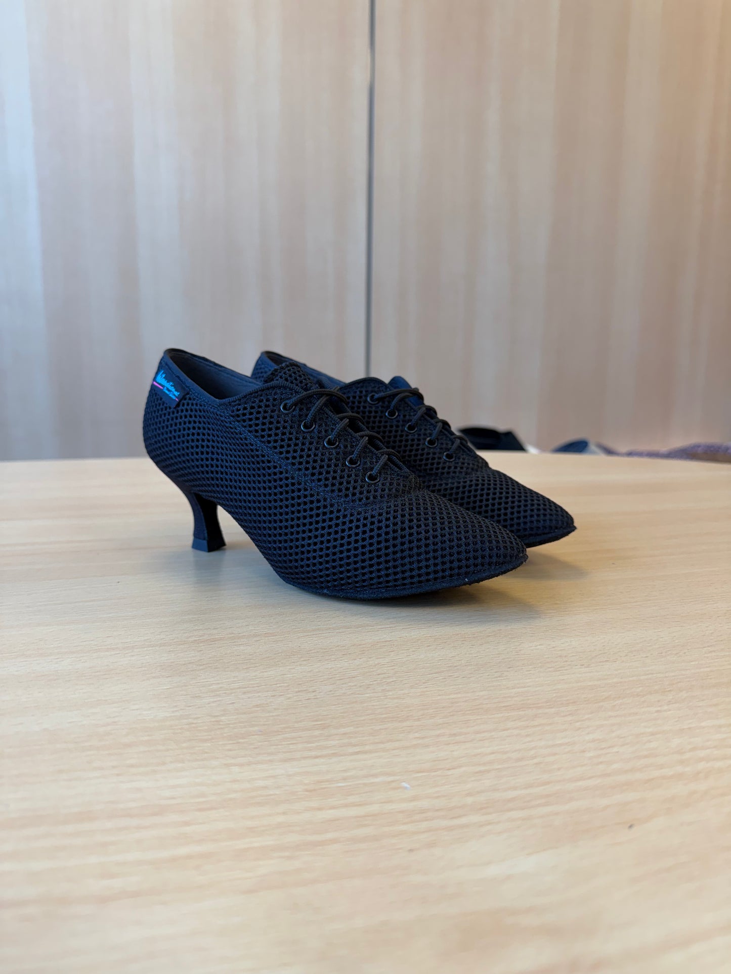 Roxy - AirMesh - Size 3.5 - Narrow