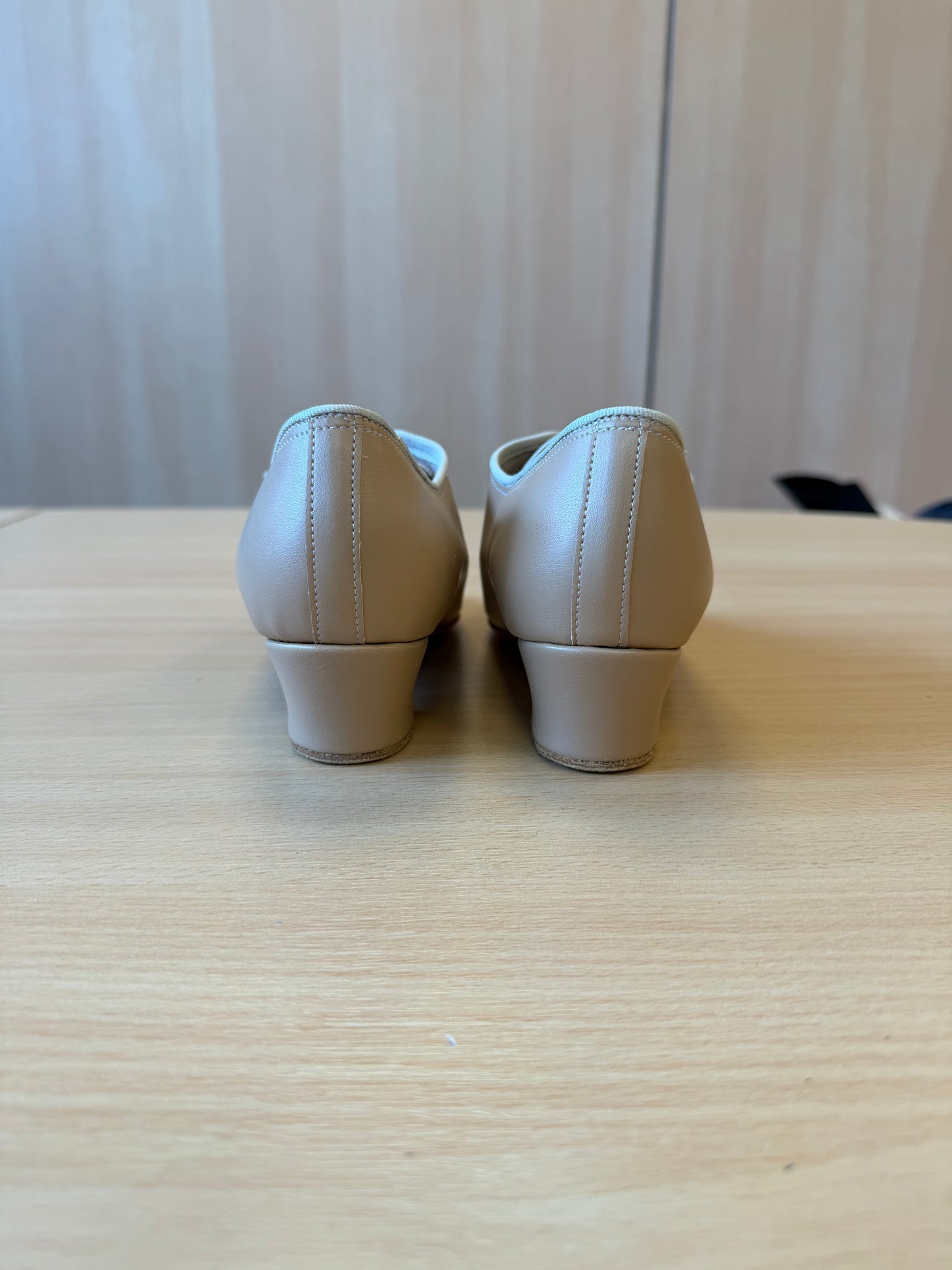 Heather Full-Sole - Beige NotCalf - Size 3.5 - Narrow