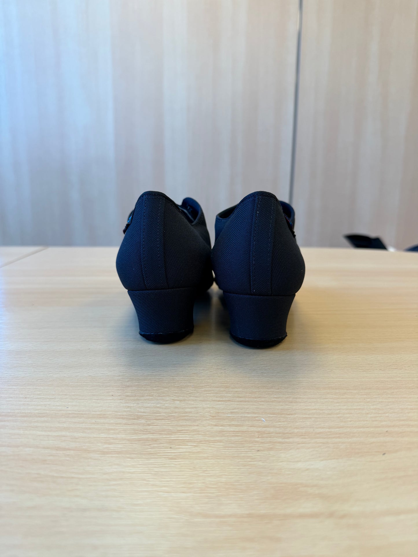 Heather Split-Sole - Black Lycra - Size 6.5 - Regular