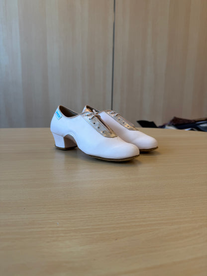 Artiste Split-Sole - Himalayan Rose - Size 2.5 - Regular