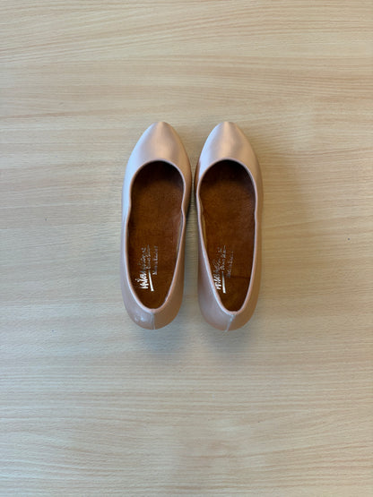 ICS RoundToe - Peach Satin - Size 6.5 - Regular