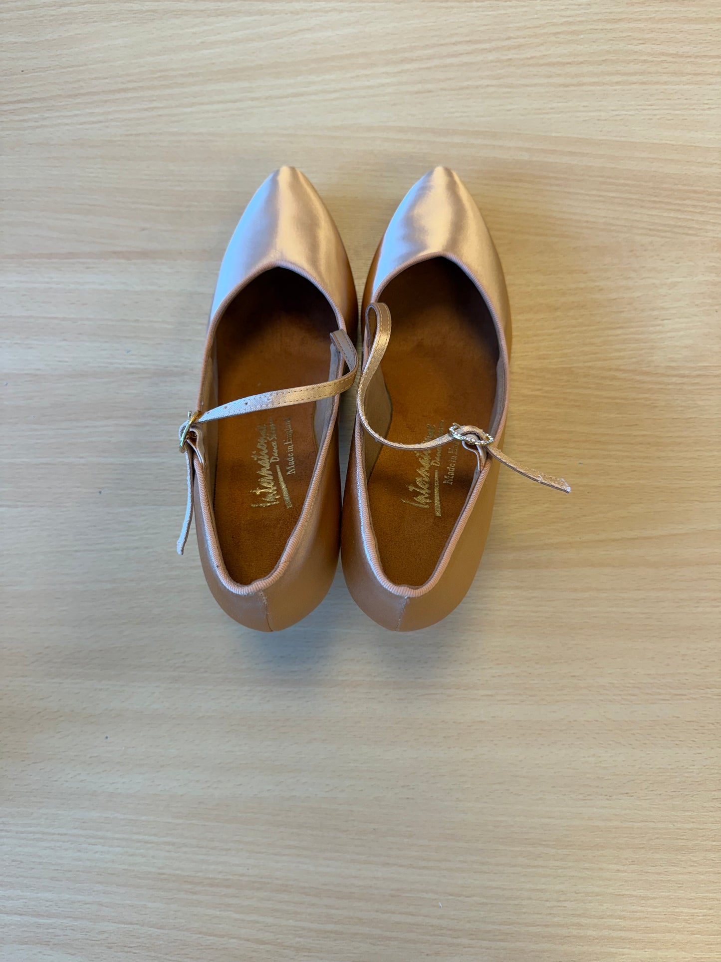 ICS SuperStar SingleStrap - Peach Satin - Size 7.5 - Wide