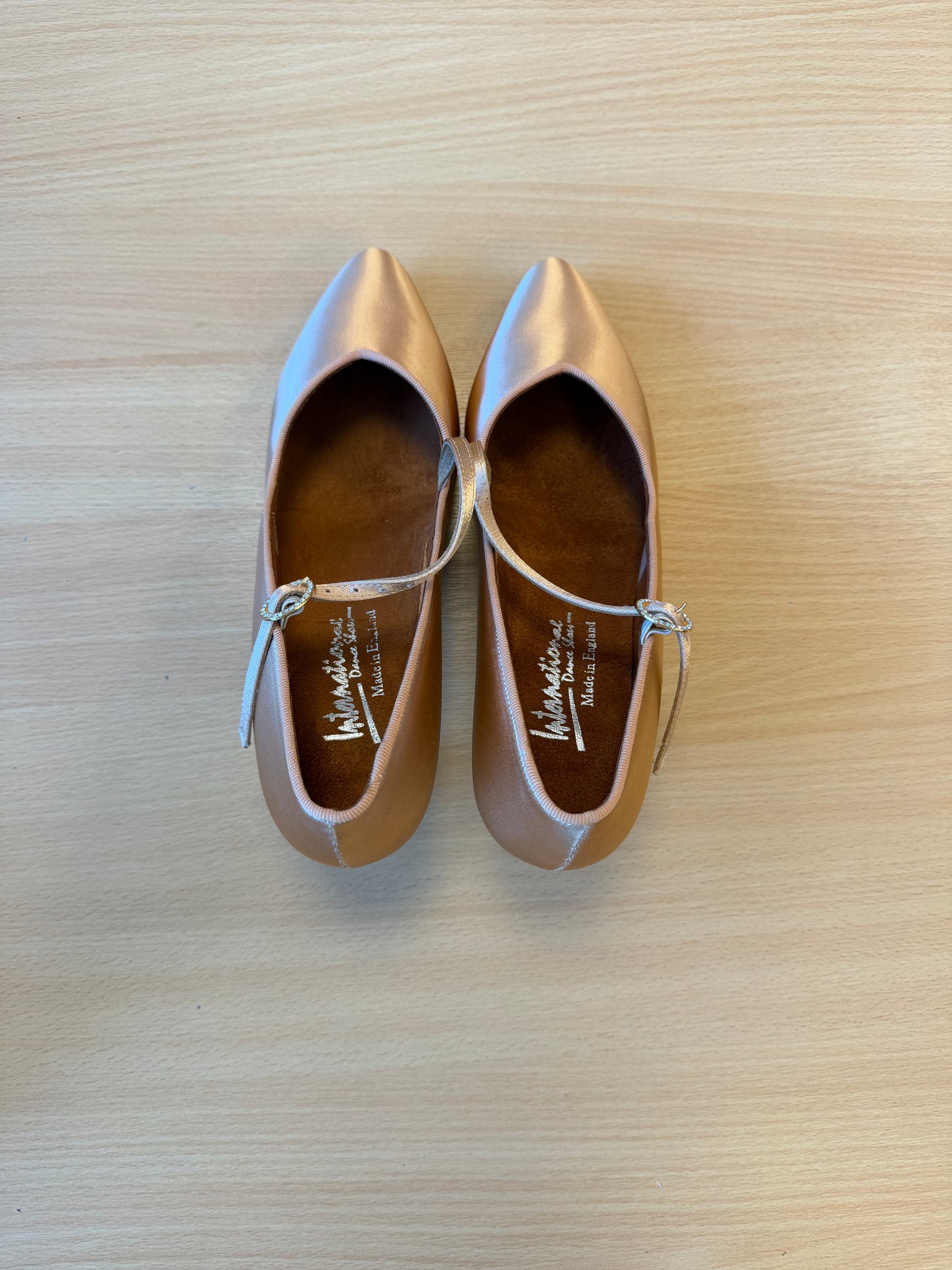 ICS SuperStar SingleStrap - Peach Satin - Size 7.5 - Regular