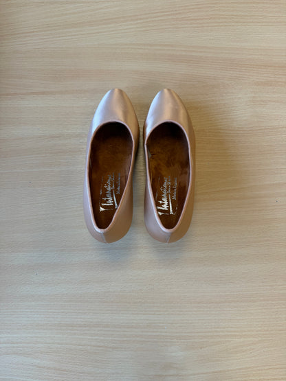 ICS RoundToe - Peach Satin - Size 3.5 - Regular