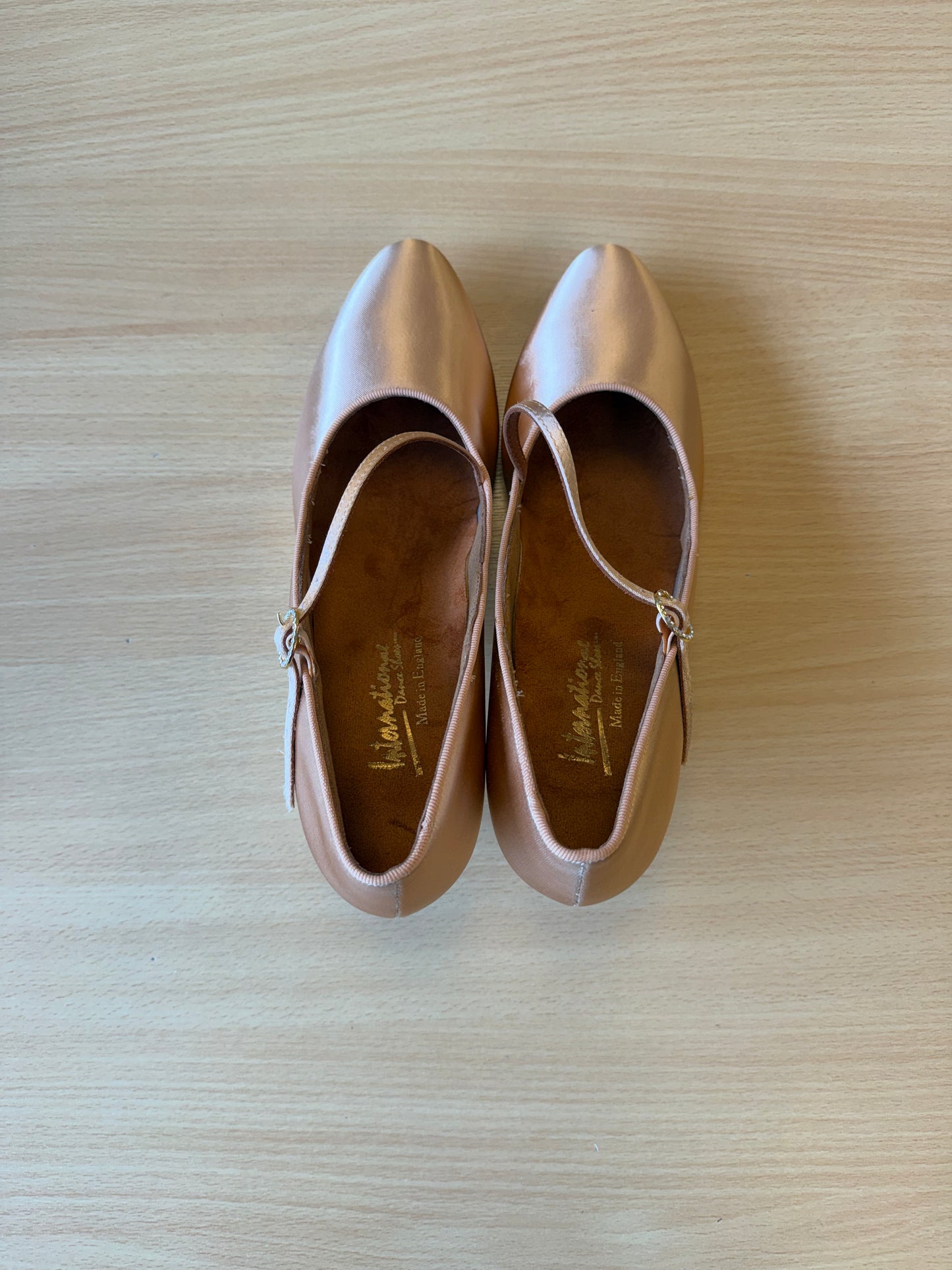 ICS RoundToe SingleStrap - Peach Satin - Size 9 - Regular