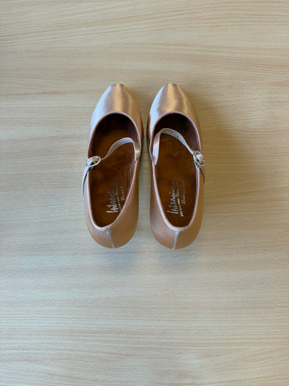 ICS Classic - Peach Satin - Size 6 - Wide