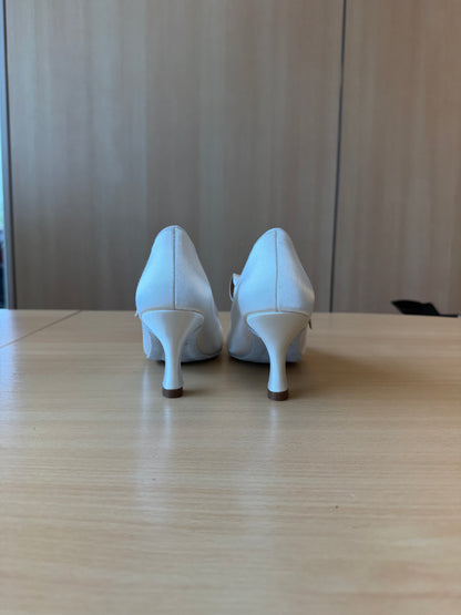 ICS Classic - White Satin - Size 5.5 - Regular
