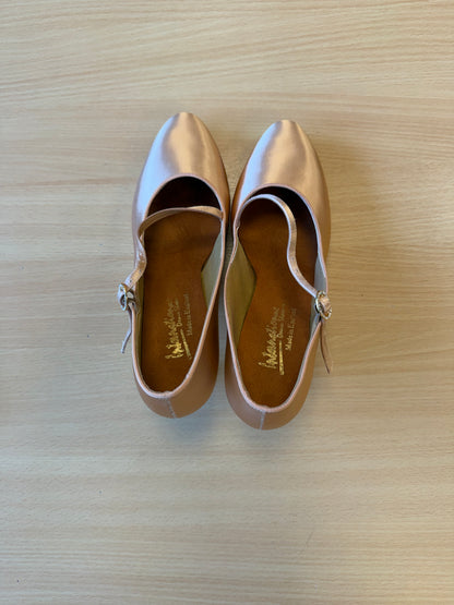 ICS RoundToe SingleStrap - Peach Satin - Size 8 - X Wide