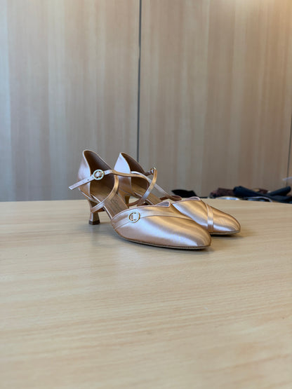 American Klass - Peach Satin - Size 8 - Regular