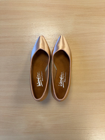ICS SuperStar - Peach Satin - Size 4.5 - Regular