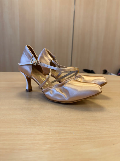 American Flex - Peach Satin - Size 8 - Regular