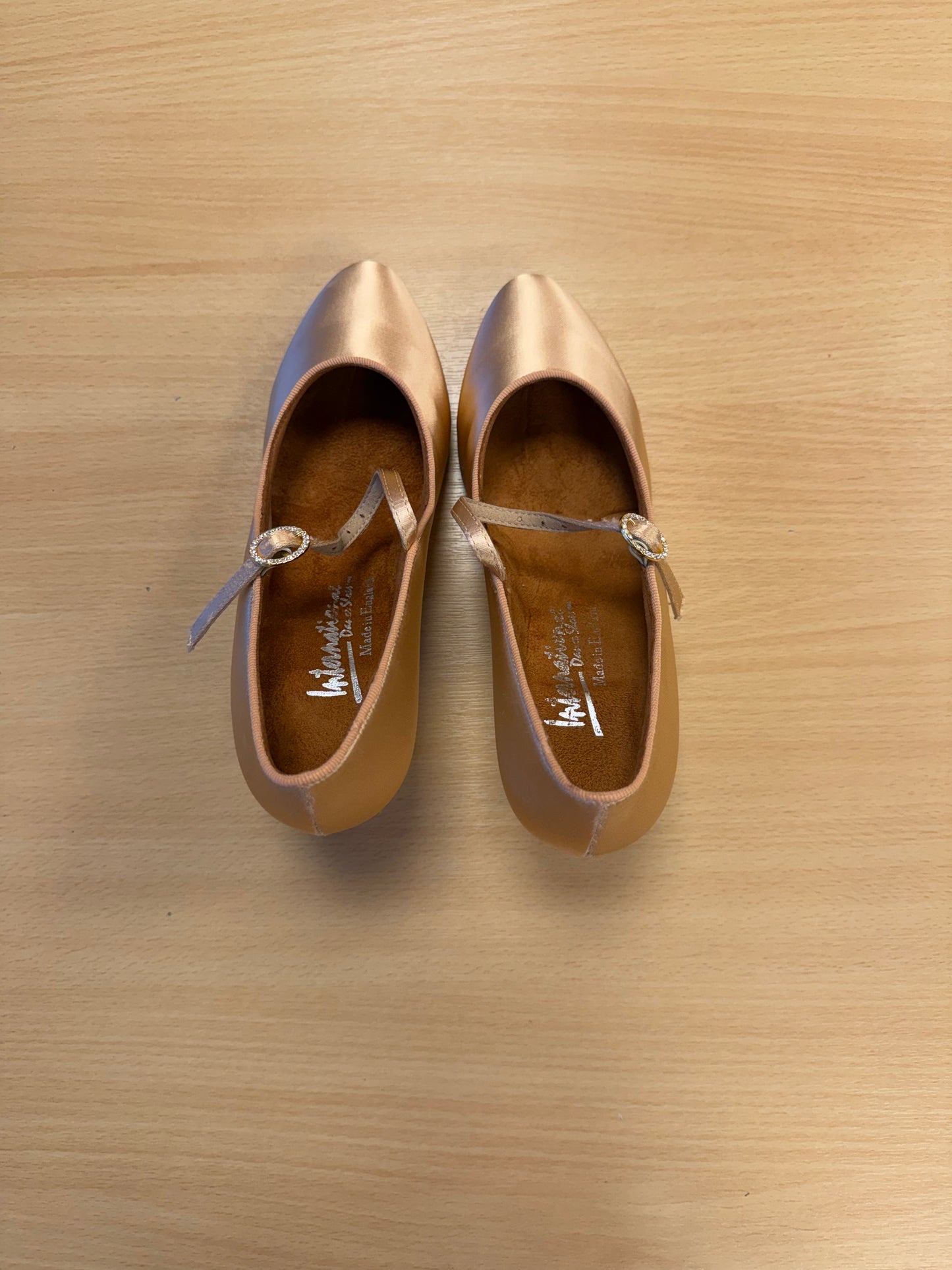 ICS Classic - Peach Satin - Size 4.5 - Regular