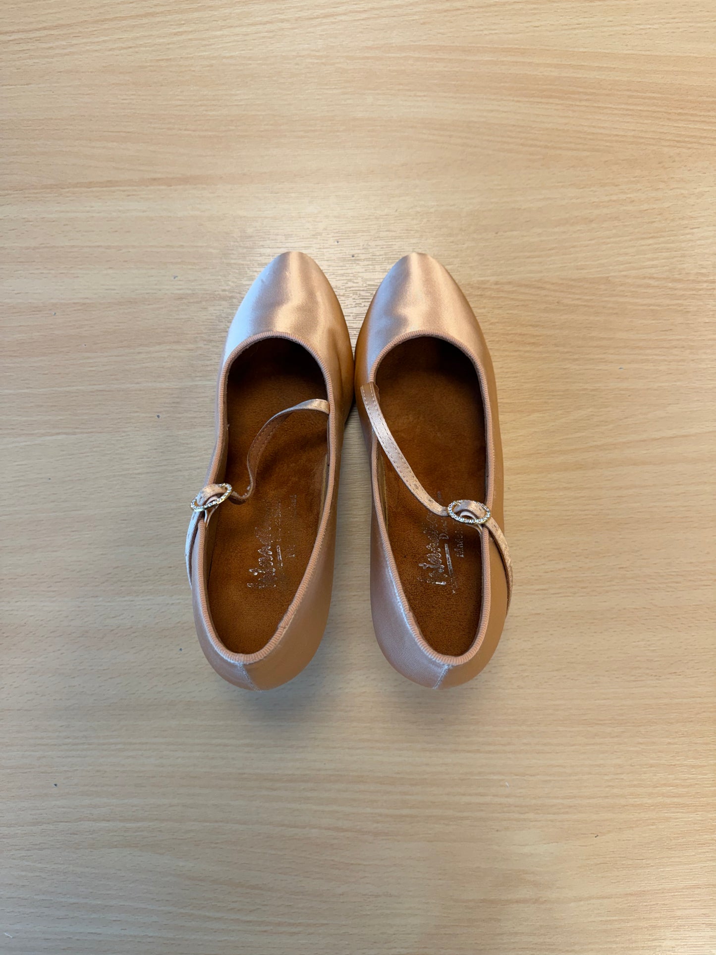 ICS RoundToe SingleStrap - Peach Satin - Size 5 - Regular