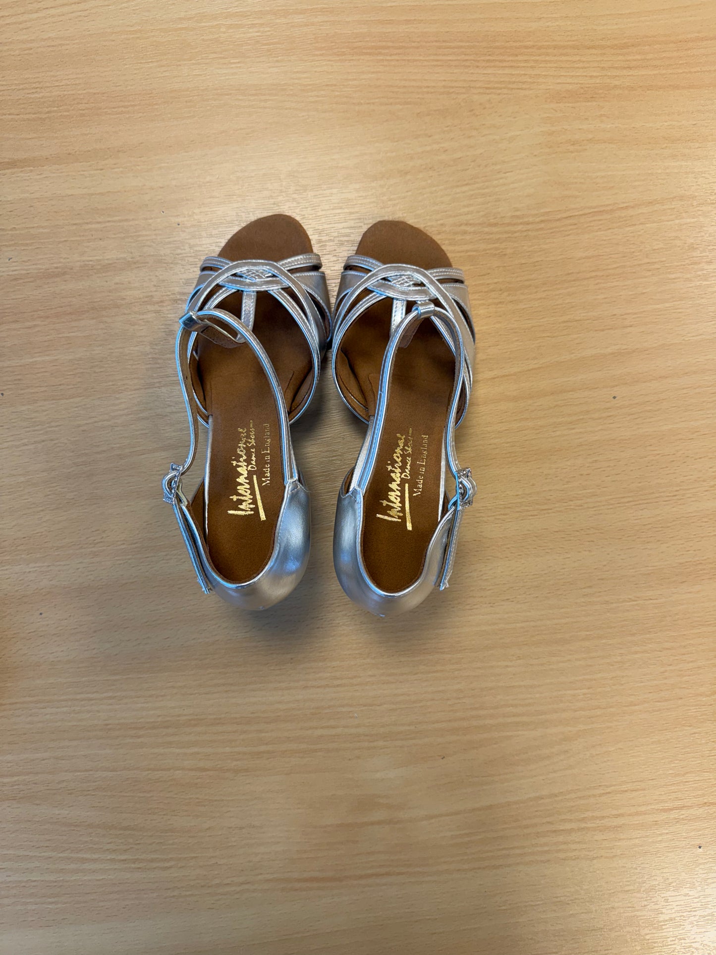 Mia T-Bar - Silver NotCalf - Size 4.5 - X Wide