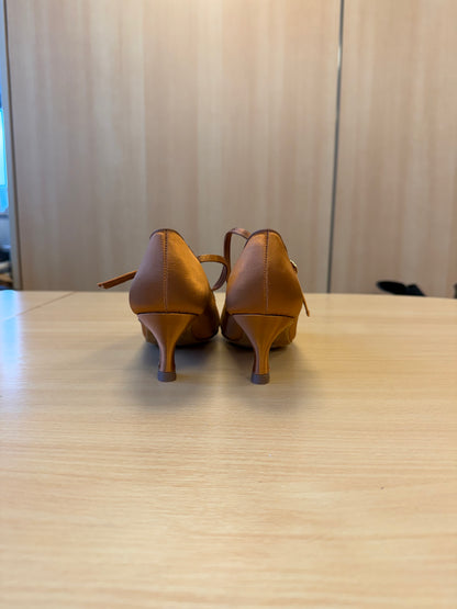 ICS Vista SingleStrap - Tan Satin - Size 5 - Regular