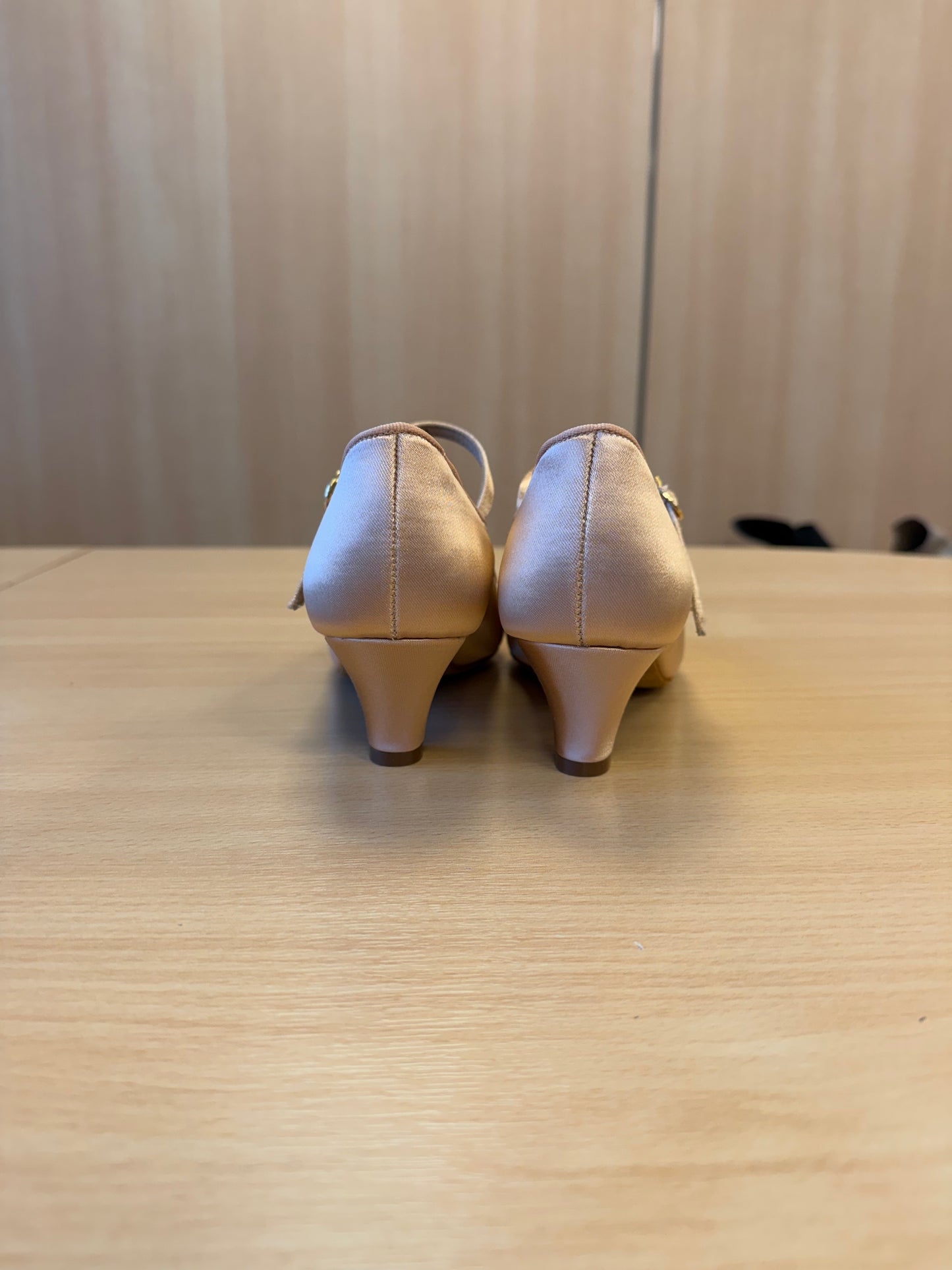 ICS Classic - Peach Satin - Size 5 - Regular