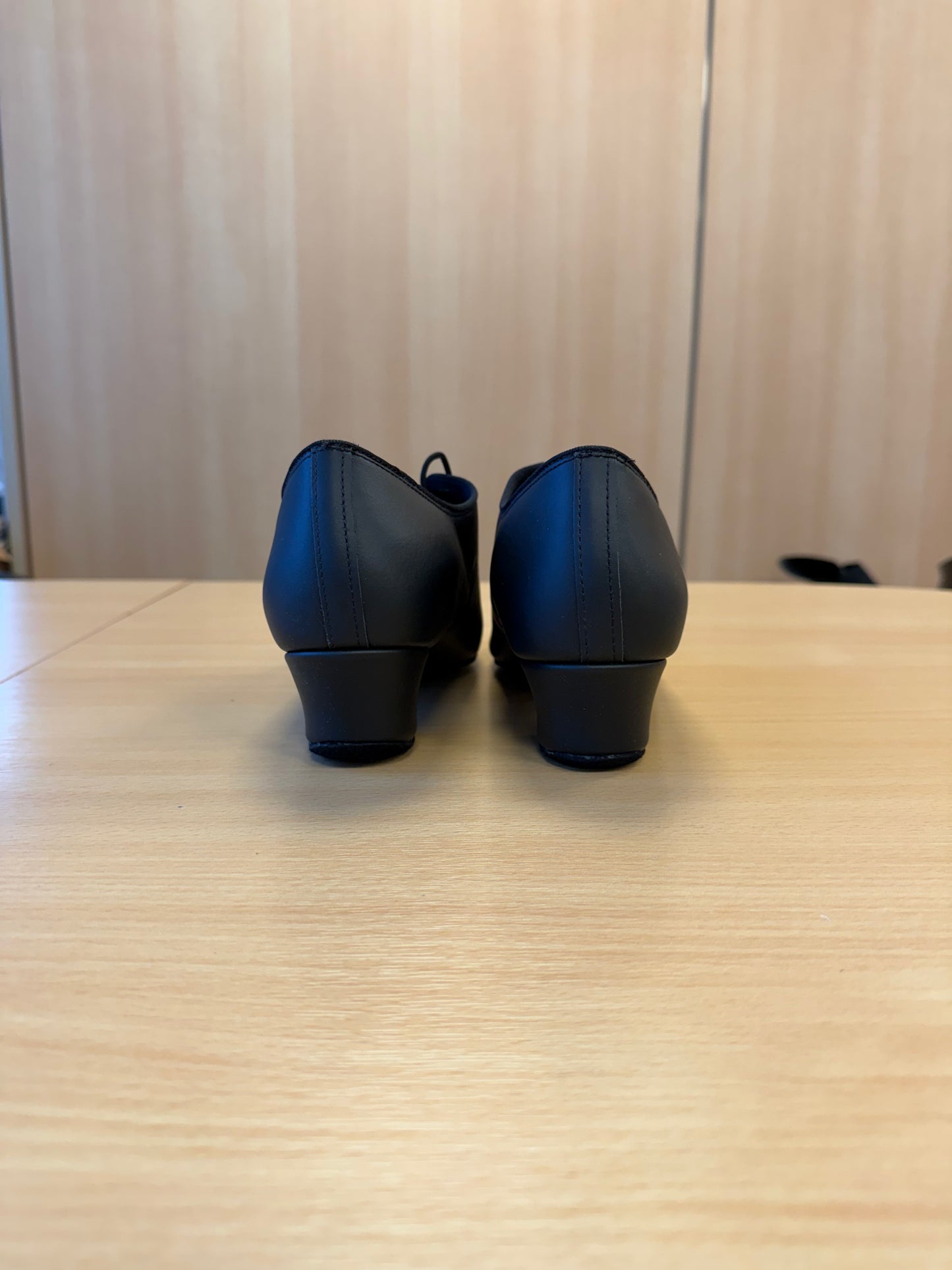 Rumba - Black NotCalf (Size 8.5)