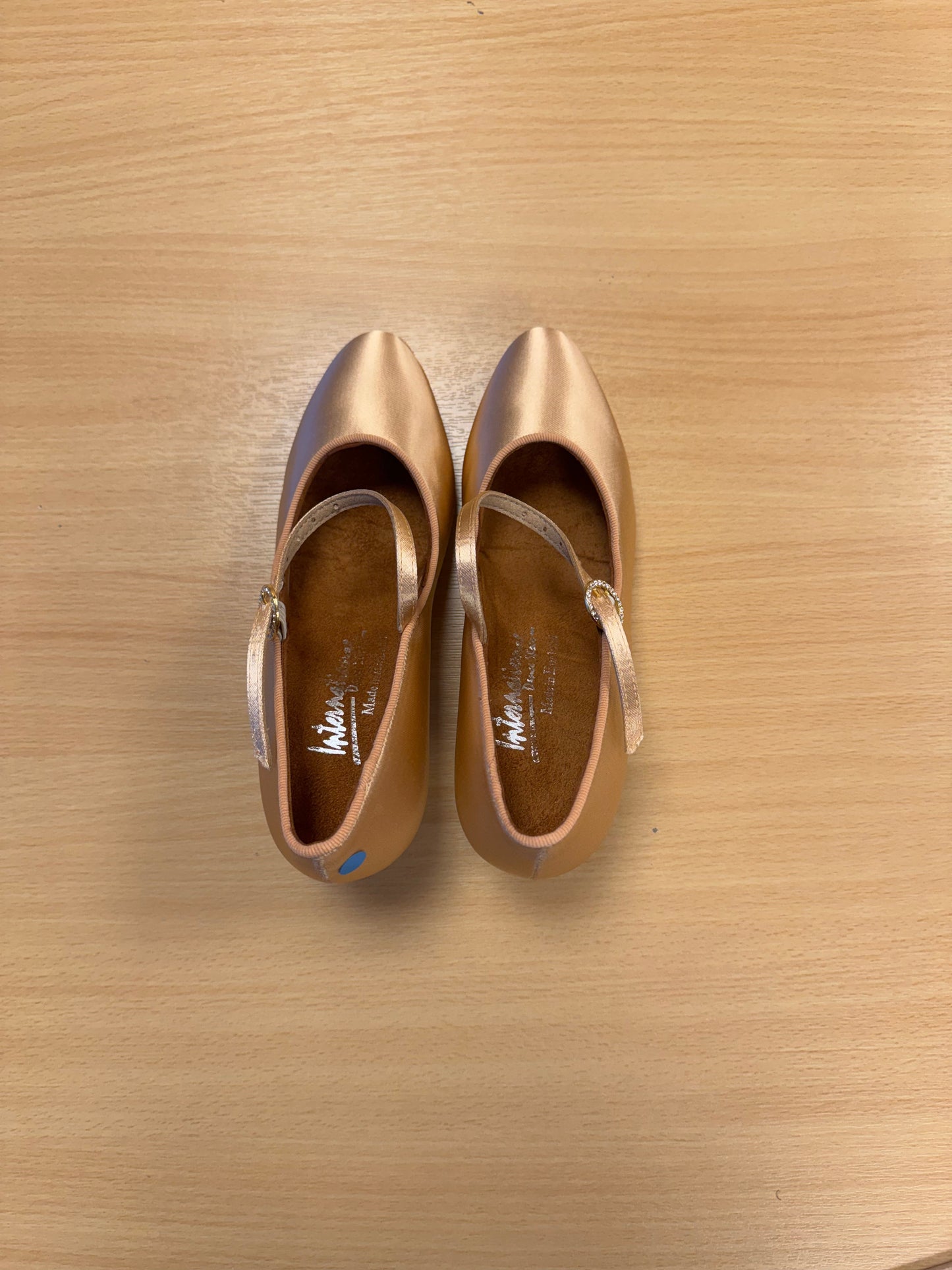 ICS Classic - Peach Satin - Size 2.5 - Narrow