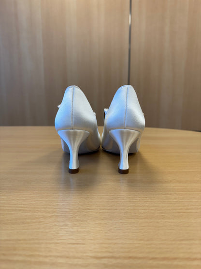 ICS Classic - White Satin - Size 6 - Regular
