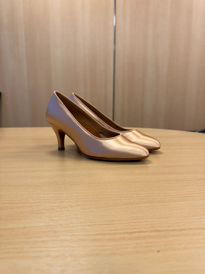ICS RoundToe - Peach Satin - Size 6 - Regular