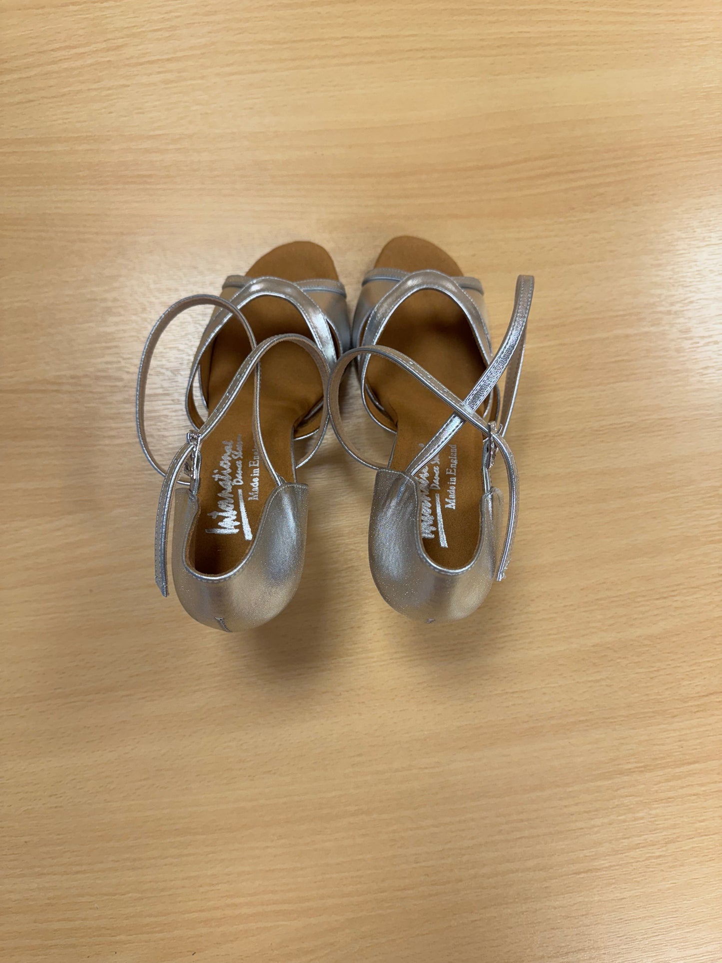 Bianca - Silver NotCalf - Size 5.5 - Regular (Silver Glitter)
