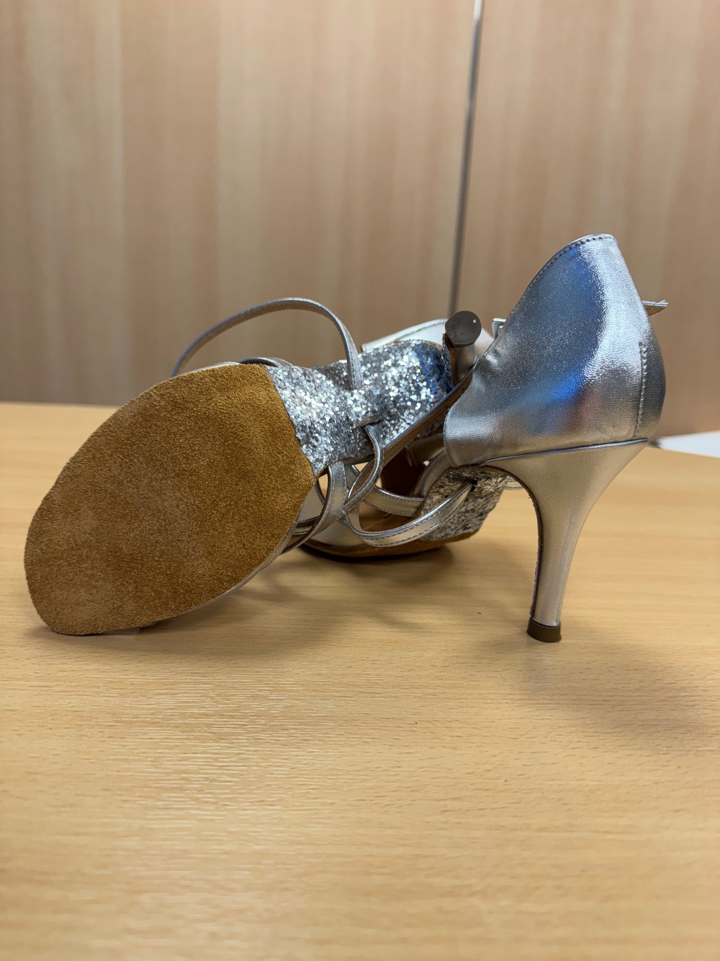 Bianca - Silver NotCalf - Size 5.5 - Regular (Silver Glitter)