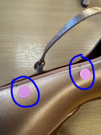 ICS RoundToe SingleStrap - Peach Satin - Size 4 - X Wide